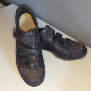 Shimano Dark Cycling Footwear
